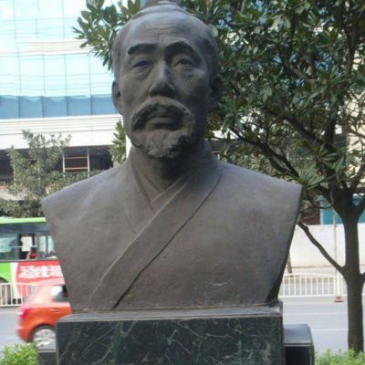 公園管仲胸像名人石雕是怎么制作出來的？