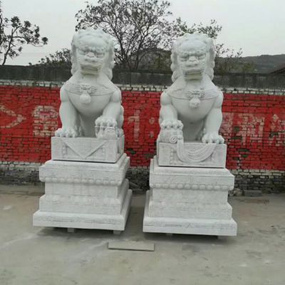 影響廣場石獅子雕塑報(bào)價(jià)的因素有哪些？