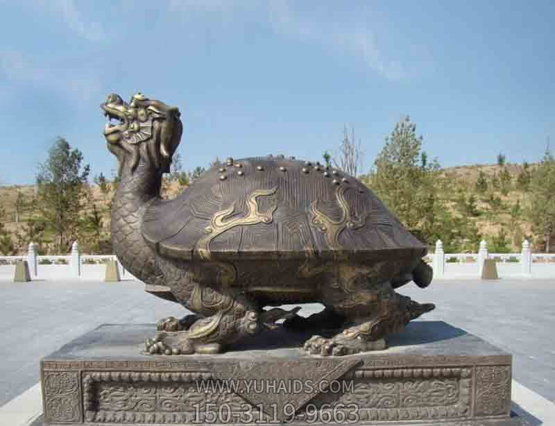 公園里擺放的行走的玻璃鋼創(chuàng)意龍龜?shù)袼?>
                                <h2>公園里擺放的行走的玻璃鋼創(chuàng)意龍龜?shù)袼?參數(shù)說明</h2>
                                                                        <table>
                                      <tr>
                                        <th>產品標題</th>
                                        <td>公園里擺放的行走的玻璃鋼創(chuàng)意龍龜?shù)袼?/td>
                                      </tr>
                                      <tr>
                                        <th>發(fā)布時間</th>
                                        <td>2023-06-07 09:00</td>
                                      </tr>
                                      <tr>
                                        <th>價格</th>
                                        <td><span>電話咨詢</td>
                                      </tr>
                                                                              <tr>
                                          <th>雕刻內容</th>
                                          <td>龍、龍龜</td>
                                        </tr>
                                                                              <tr>
                                          <th>應用場所</th>
                                          <td>公園</td>
                                        </tr>
                                                                              <tr>
                                          <th>制作材質</th>
                                          <td>玻璃鋼</td>
                                        </tr>
                                                                          </table>
                                <h2>公園里擺放的行走的玻璃鋼創(chuàng)意龍龜?shù)袼?詳細說明</h2>
                                <p>玉海雕塑是一家綜合性的雕塑公司，擁有多款公園里擺放的行走的玻璃鋼創(chuàng)意龍龜?shù)袼苣Ｐ停杉庸ざㄖ贫喾N公園里擺放的行走的玻璃鋼創(chuàng)意龍龜?shù)袼?，支持材質、樣式、風格、尺寸大小等方面的調整修改定制。我們所加工制作的公園里擺放的行走的玻璃鋼創(chuàng)意龍龜?shù)袼苜|優(yōu)價廉，遍布全國多個省市地區(qū)，想要了解更多案例圖片，請電話或微信咨詢。材質、大小、樣式等都可以按需定制，還可根據(jù)您提供給的公園里擺放的行走的玻璃鋼創(chuàng)意龍龜?shù)袼軜訄D進行制作！如有相關需求，歡迎致電（微信同號）：<span>150-3119-9663</span></p>
                                                                <div   class=