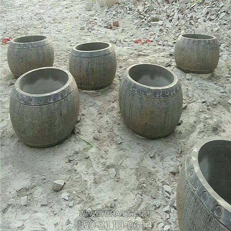 柱墩石，青石柱墩雕塑