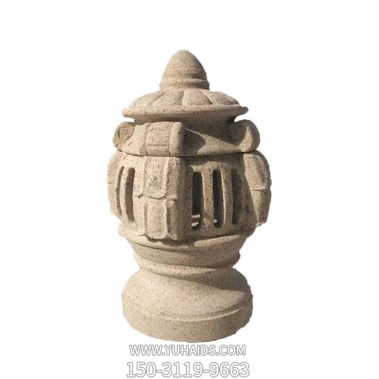 寺院景點(diǎn)園林戶外草地擺放花崗巖中式石燈雕塑