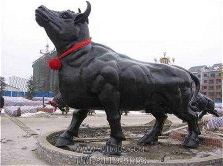 廣場(chǎng)戶(hù)外大型玻璃鋼仿銅農(nóng)耕牛雕塑