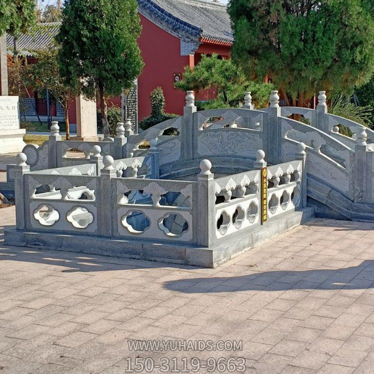 花崗巖石雕小橋，橋欄桿護(hù)欄雕塑