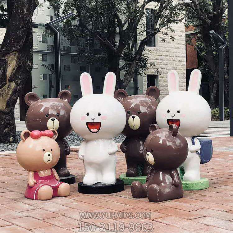公園玻璃鋼創(chuàng)意戶外卡通動物擺件，可妮兔和維尼熊雕塑