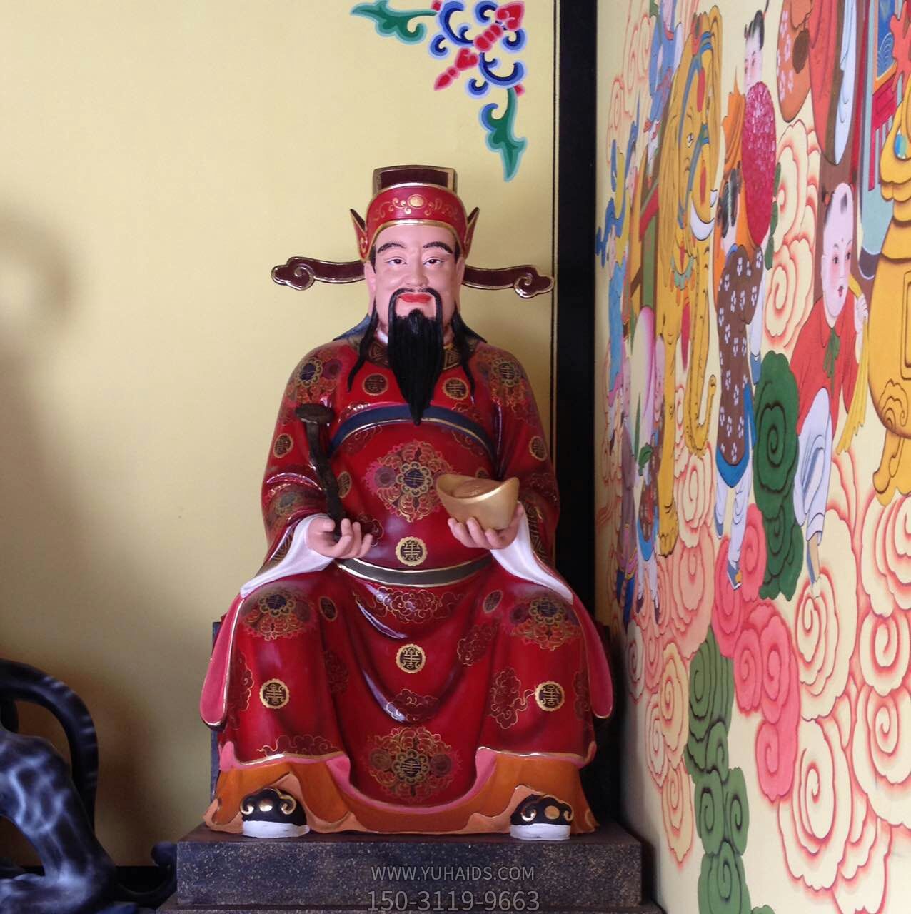 玻璃鋼彩繪寺廟供奉菩薩招財財神爺?shù)袼?>
                                <h2>玻璃鋼彩繪寺廟供奉菩薩招財財神爺?shù)袼?參數(shù)說明</h2>
                                                                        <table>
                                      <tr>
                                        <th>產(chǎn)品標(biāo)題</th>
                                        <td>玻璃鋼彩繪寺廟供奉菩薩招財財神爺?shù)袼?/td>
                                      </tr>
                                      <tr>
                                        <th>發(fā)布時間</th>
                                        <td>2023-06-07 15:32</td>
                                      </tr>
                                      <tr>
                                        <th>價格</th>
                                        <td><span>電話咨詢</td>
                                      </tr>
                                                                              <tr>
                                          <th>制作材質(zhì)</th>
                                          <td>玻璃鋼</td>
                                        </tr>
                                                                              <tr>
                                          <th>其他</th>
                                          <td>彩繪</td>
                                        </tr>
                                                                          </table>
                                <h2>玻璃鋼彩繪寺廟供奉菩薩招財財神爺?shù)袼?詳細(xì)說明</h2>
                                <p>玉海雕塑是一家綜合性的雕塑公司，擁有多款玻璃鋼彩繪寺廟供奉菩薩招財財神爺?shù)袼苣Ｐ?，可加工定制多種玻璃鋼彩繪寺廟供奉菩薩招財財神爺?shù)袼?，支持材質(zhì)、樣式、風(fēng)格、尺寸大小等方面的調(diào)整修改定制。我們所加工制作的玻璃鋼彩繪寺廟供奉菩薩招財財神爺?shù)袼苜|(zhì)優(yōu)價廉，遍布全國多個省市地區(qū)，想要了解更多案例圖片，請電話或微信咨詢。材質(zhì)、大小、樣式等都可以按需定制，還可根據(jù)您提供給的玻璃鋼彩繪寺廟供奉菩薩招財財神爺?shù)袼軜訄D進(jìn)行制作！如有相關(guān)需求，歡迎致電（微信同號）：<span>150-3119-9663</span></p>
                                                                <div   class=