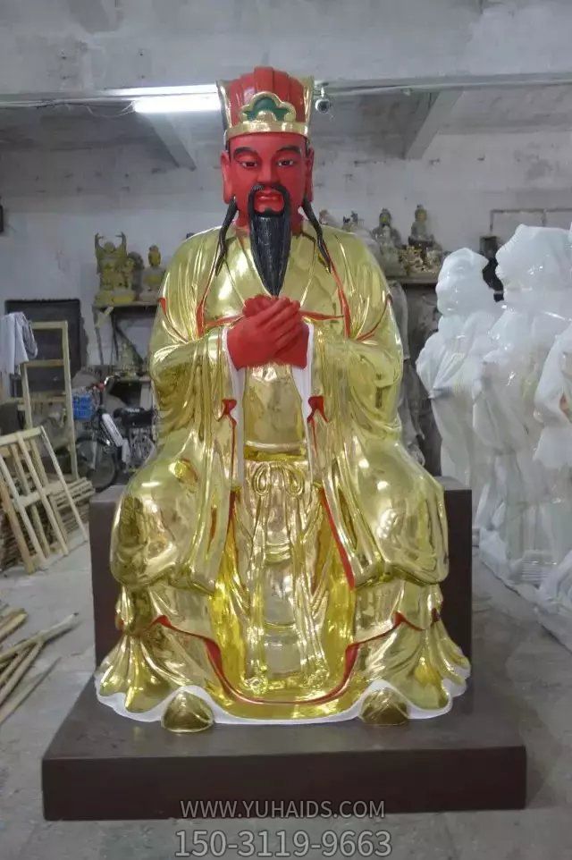 玻璃鋼寺廟供奉神佛城隍爺?shù)袼?>
                                <h2>玻璃鋼寺廟供奉神佛城隍爺?shù)袼?參數(shù)說明</h2>
                                                                        <table>
                                      <tr>
                                        <th>產(chǎn)品標(biāo)題</th>
                                        <td>玻璃鋼寺廟供奉神佛城隍爺?shù)袼?/td>
                                      </tr>
                                      <tr>
                                        <th>發(fā)布時(shí)間</th>
                                        <td>2023-06-07 15:34</td>
                                      </tr>
                                      <tr>
                                        <th>價(jià)格</th>
                                        <td><span>電話咨詢</td>
                                      </tr>
                                                                              <tr>
                                          <th>制作材質(zhì)</th>
                                          <td>玻璃鋼</td>
                                        </tr>
                                                                          </table>
                                <h2>玻璃鋼寺廟供奉神佛城隍爺?shù)袼?詳細(xì)說明</h2>
                                <p>玉海雕塑是一家綜合性的雕塑公司，擁有多款玻璃鋼寺廟供奉神佛城隍爺?shù)袼苣Ｐ?，可加工定制多種玻璃鋼寺廟供奉神佛城隍爺?shù)袼?，支持材質(zhì)、樣式、風(fēng)格、尺寸大小等方面的調(diào)整修改定制。我們所加工制作的玻璃鋼寺廟供奉神佛城隍爺?shù)袼苜|(zhì)優(yōu)價(jià)廉，遍布全國多個(gè)省市地區(qū)，想要了解更多案例圖片，請電話或微信咨詢。材質(zhì)、大小、樣式等都可以按需定制，還可根據(jù)您提供給的玻璃鋼寺廟供奉神佛城隍爺?shù)袼軜訄D進(jìn)行制作！如有相關(guān)需求，歡迎致電（微信同號）：<span>150-3119-9663</span></p>
                                                                <div   class=