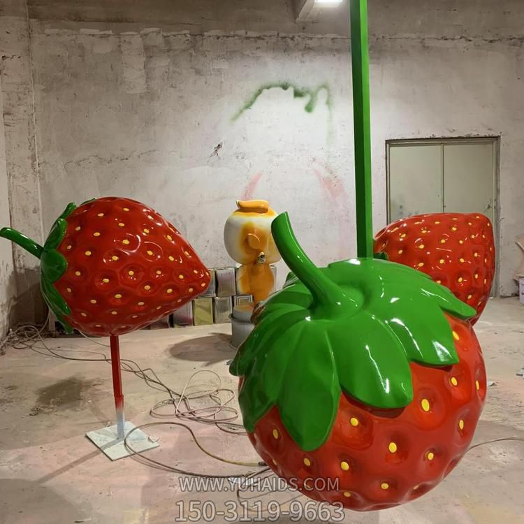 玻璃鋼彩繪戶(hù)外園林景觀水果草莓景觀雕塑