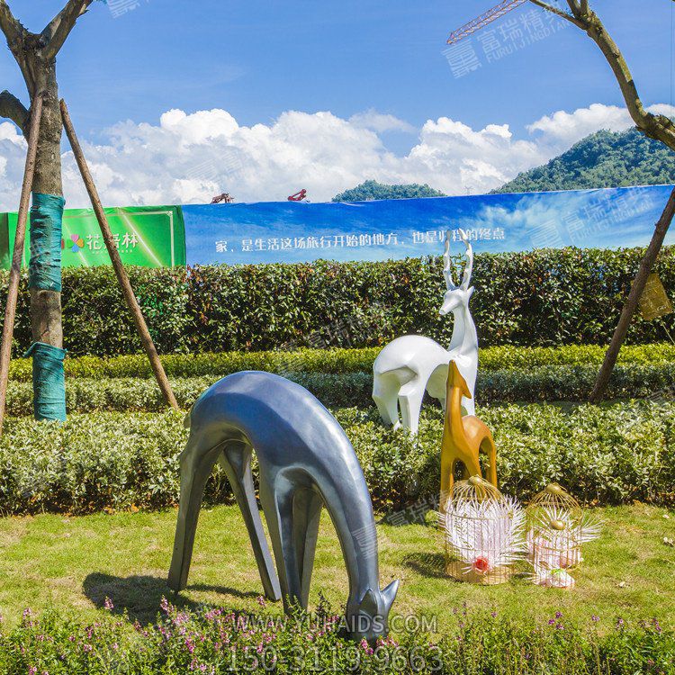玻璃鋼抽象鹿雕塑，小區(qū)園林抽象動(dòng)物擺件