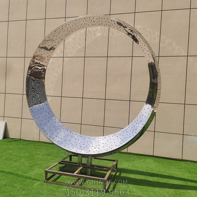 不銹鋼圓環(huán)創(chuàng)意景觀雕塑，鏡面打孔，可透光，可放大