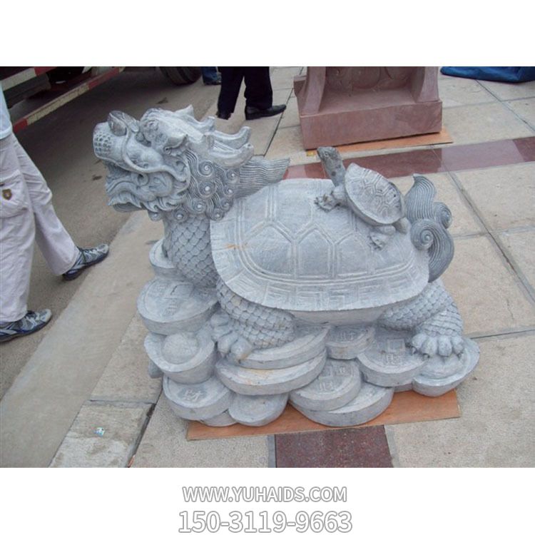 公園里擺放的母子青石石雕創(chuàng)意龍龜?shù)袼?>
                                <h2>公園里擺放的母子青石石雕創(chuàng)意龍龜?shù)袼?參數(shù)說明</h2>
                                                                        <table>
                                      <tr>
                                        <th>產(chǎn)品標(biāo)題</th>
                                        <td>公園里擺放的母子青石石雕創(chuàng)意龍龜?shù)袼?/td>
                                      </tr>
                                      <tr>
                                        <th>發(fā)布時(shí)間</th>
                                        <td>2023-06-08 09:35</td>
                                      </tr>
                                      <tr>
                                        <th>價(jià)格</th>
                                        <td><span>電話咨詢</td>
                                      </tr>
                                                                              <tr>
                                          <th>雕刻內(nèi)容</th>
                                          <td>龍、龍龜</td>
                                        </tr>
                                                                              <tr>
                                          <th>應(yīng)用場所</th>
                                          <td>公園</td>
                                        </tr>
                                                                              <tr>
                                          <th>制作材質(zhì)</th>
                                          <td>石雕、青石、石雕</td>
                                        </tr>
                                                                          </table>
                                <h2>公園里擺放的母子青石石雕創(chuàng)意龍龜?shù)袼?詳細(xì)說明</h2>
                                <p>玉海雕塑是一家綜合性的雕塑公司，擁有多款公園里擺放的母子青石石雕創(chuàng)意龍龜?shù)袼苣Ｐ?，可加工定制多種公園里擺放的母子青石石雕創(chuàng)意龍龜?shù)袼?，支持材質(zhì)、樣式、風(fēng)格、尺寸大小等方面的調(diào)整修改定制。我們所加工制作的公園里擺放的母子青石石雕創(chuàng)意龍龜?shù)袼苜|(zhì)優(yōu)價(jià)廉，遍布全國多個(gè)省市地區(qū)，想要了解更多案例圖片，請(qǐng)電話或微信咨詢。材質(zhì)、大小、樣式等都可以按需定制，還可根據(jù)您提供給的公園里擺放的母子青石石雕創(chuàng)意龍龜?shù)袼軜訄D進(jìn)行制作！如有相關(guān)需求，歡迎致電（微信同號(hào)）：<span>150-3119-9663</span></p>
                                                                <div   class=