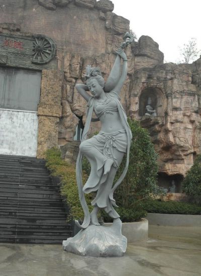 彈琵琶的人物擺件有什么寓意？