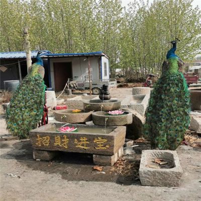 石磨盤、水槽組成的流水水缽