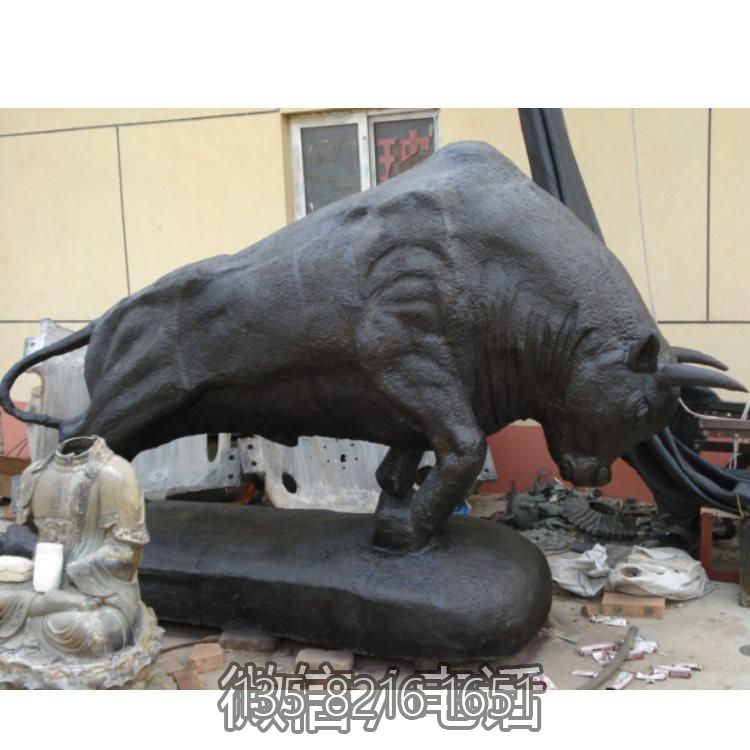 純銅鑄造開(kāi)荒牛雕塑
