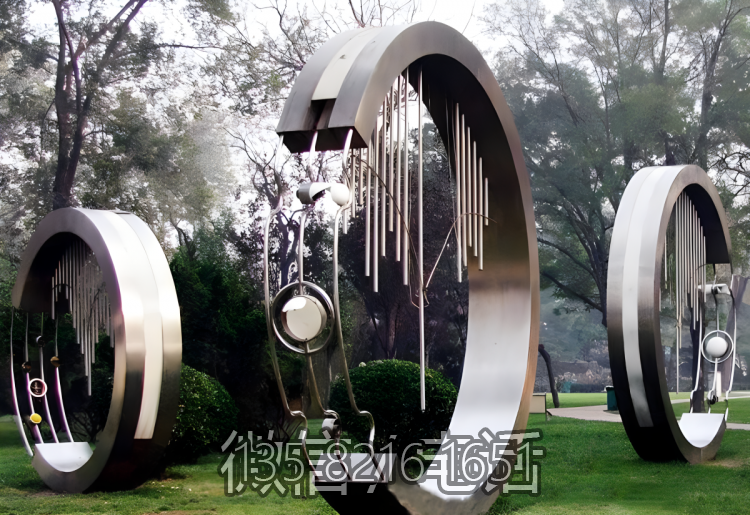 圓環(huán)雕塑-戶外園林不銹鋼創(chuàng)意抽象圓環(huán)雕塑