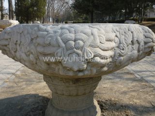 花盆底部的小孔有什么作用？